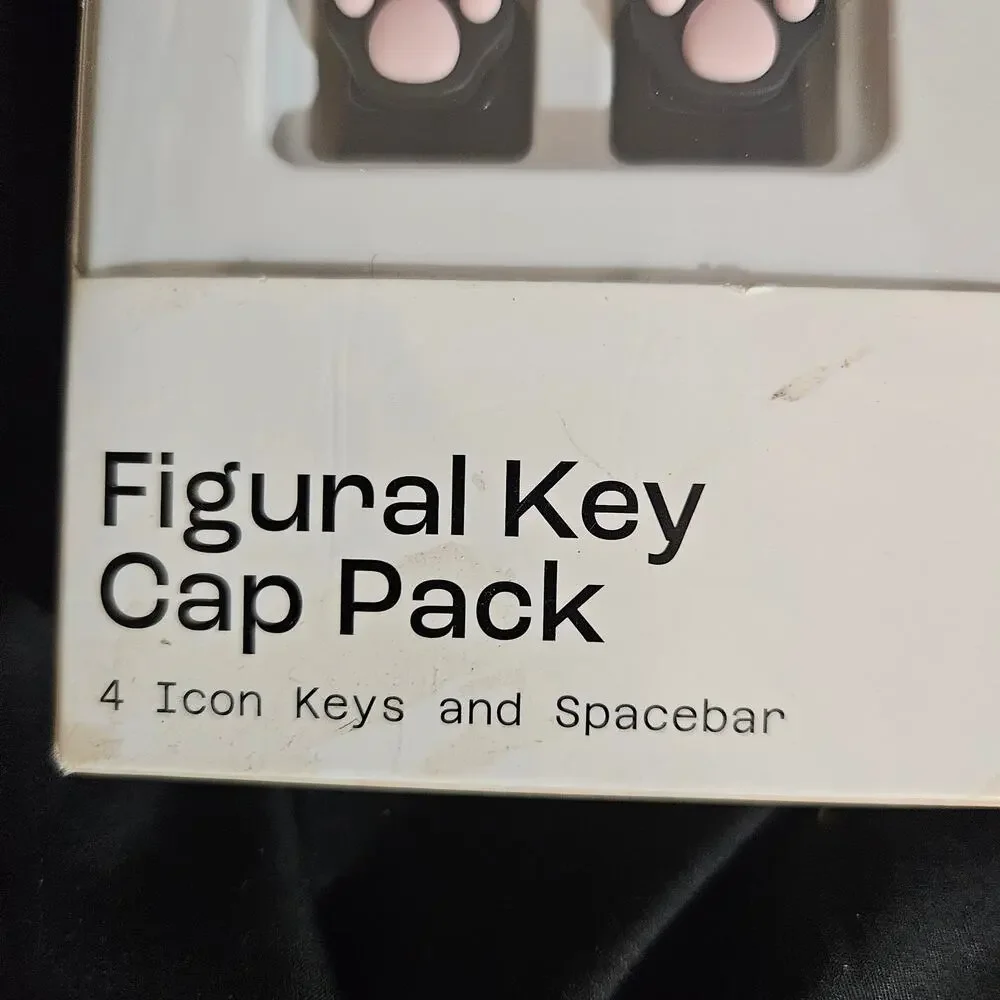 Figural Key Cap Pack Paws 4 Icon Keys and Spacebar